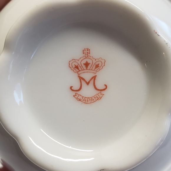 Beautiful Vintage Pink Flower Leaf & Wheat Grass Hand Painted Cup & Saucer - Picture 3 of 13